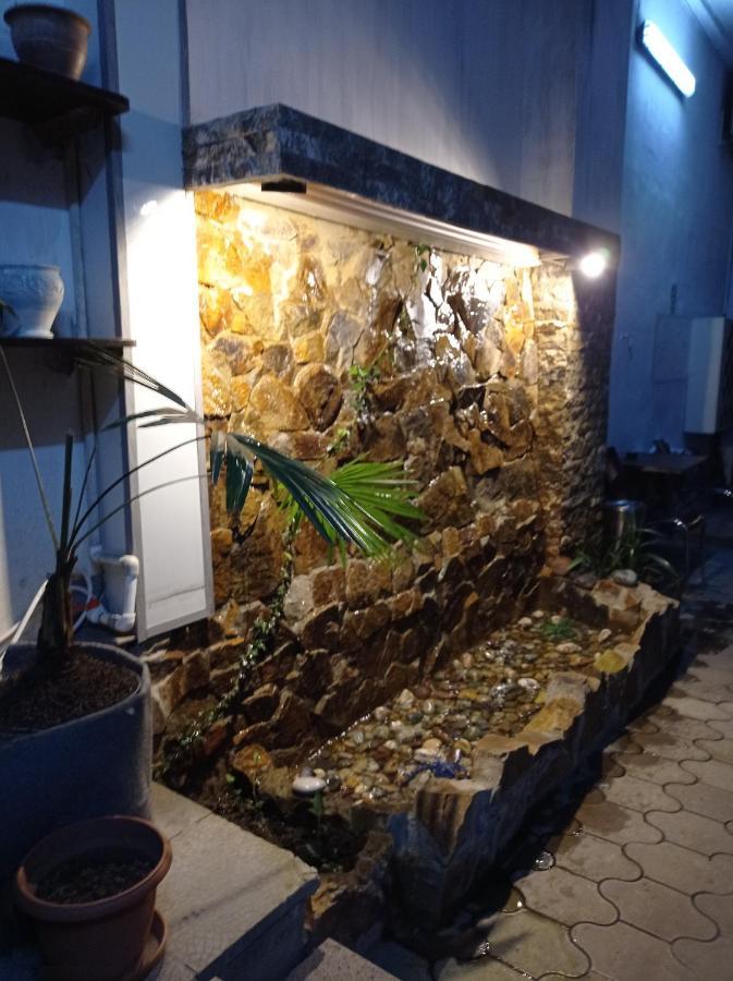 Guesthouse Melikishvili 57 Batumi Bagian luar foto