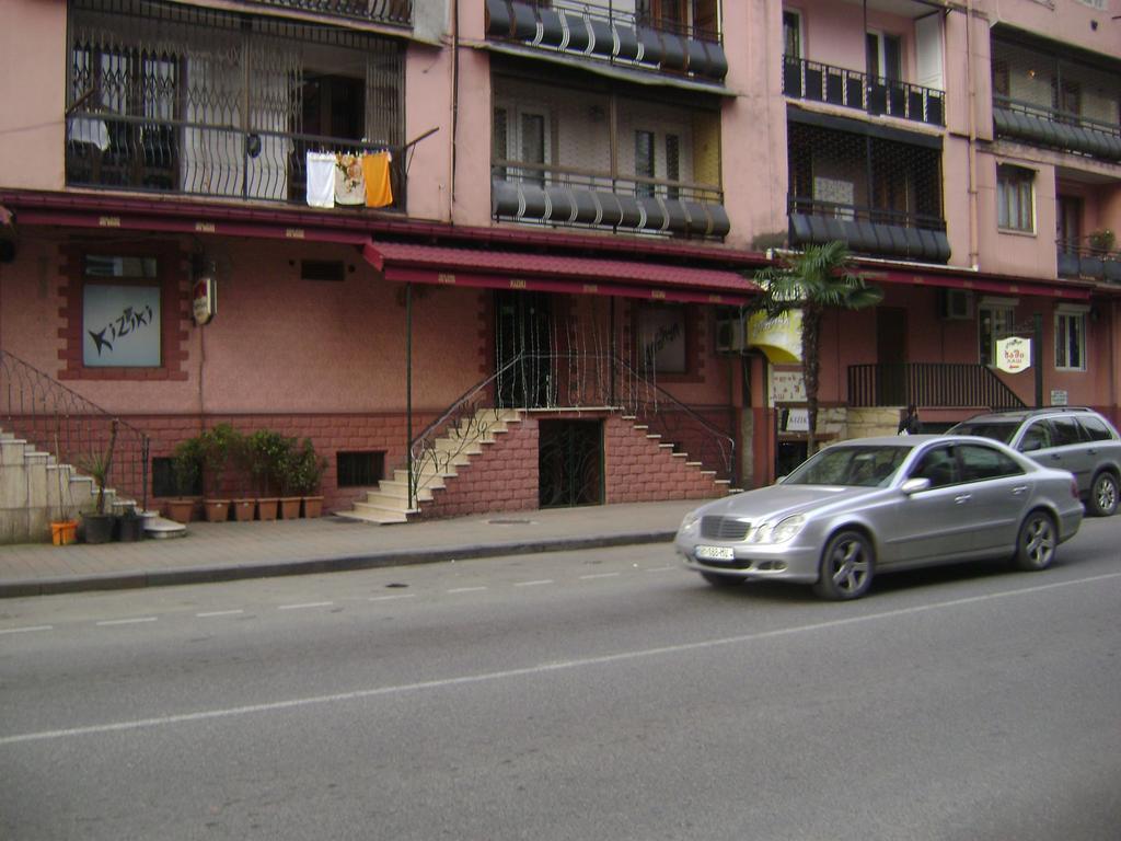 Guesthouse Melikishvili 57 Batumi Bagian luar foto