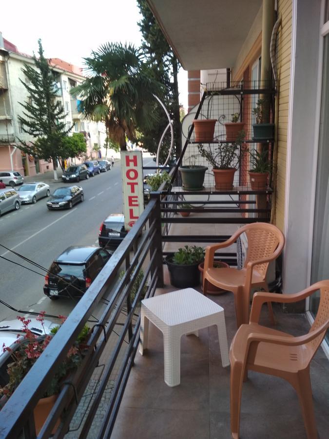 Guesthouse Melikishvili 57 Batumi Bagian luar foto